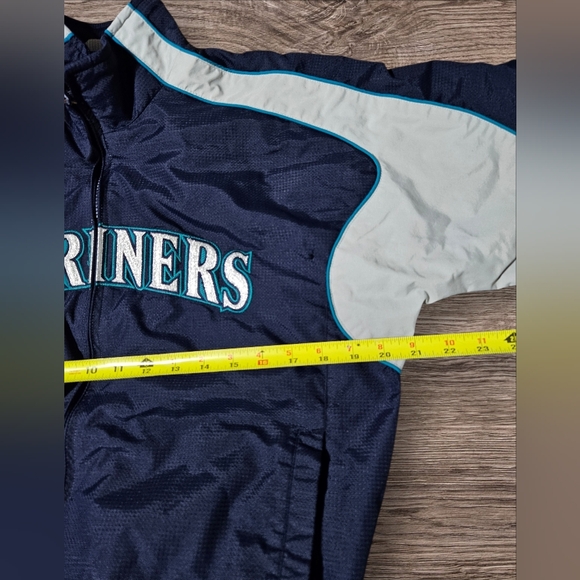 Mariners Baseball Jacket Authentic Majestic Therma Base Youth Sz Medium MLB Kids - Picture 10 of 12